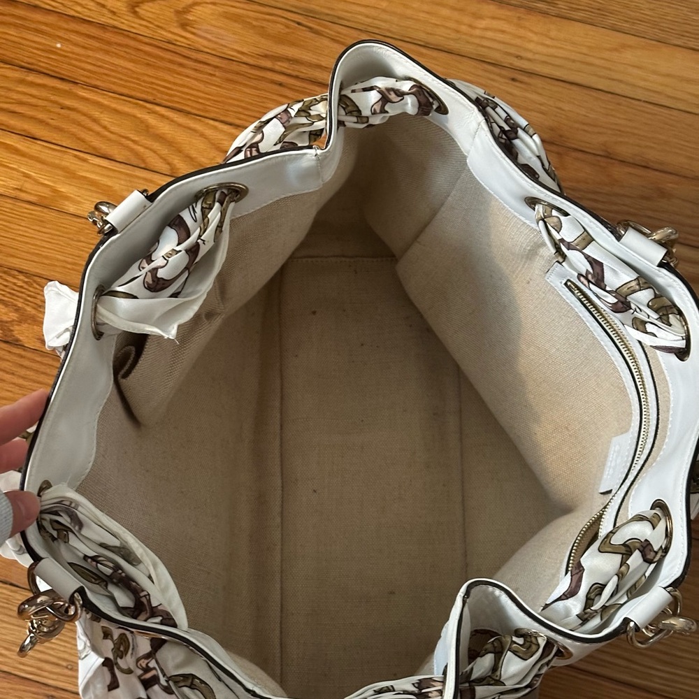 Gucci GG Monogram Canvas Positano Tote Bag - Picture 5 of 9